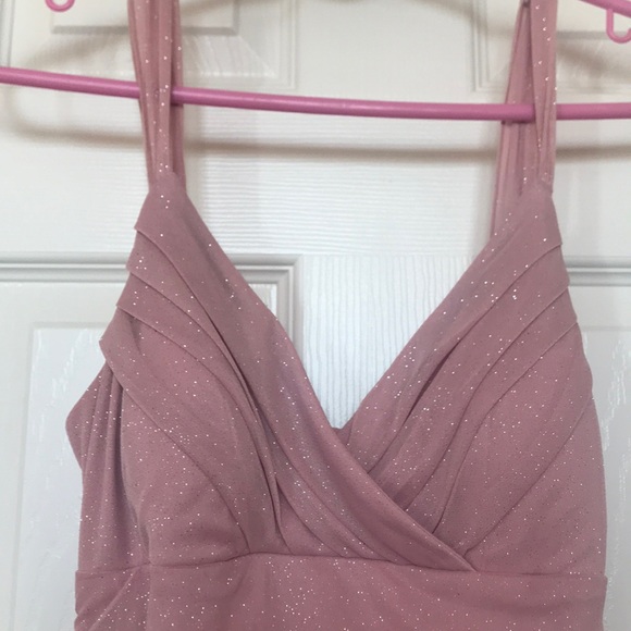 Cute Special Occasion dress!! - Picture 2 of 6